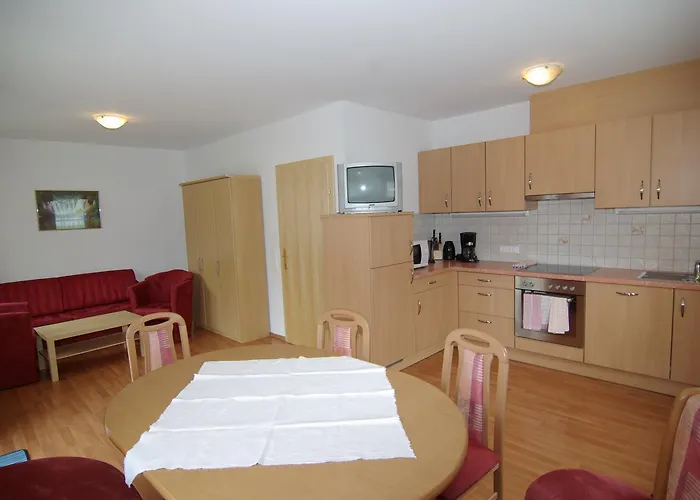 Tirolerland * مايرهوفن